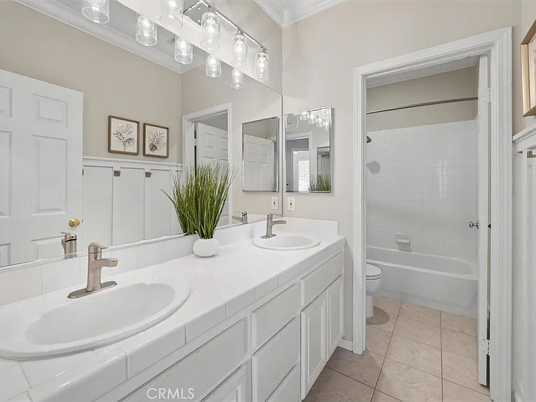 24231 Blossom Ct — Photo 38