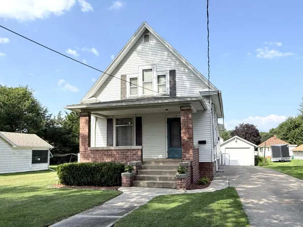 70 Lake St, Galesburg, IL 61401