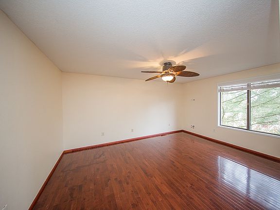 Den main level