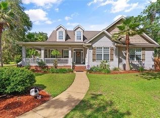 11 Bice Ct, Waverly, GA 31565