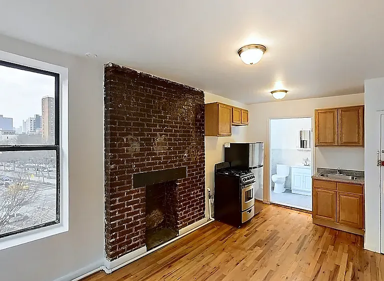 76 E 1st St #4C — Photo 1
