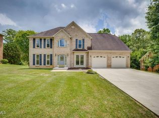 125 Stonehenge Dr, Bristol, TN 37620