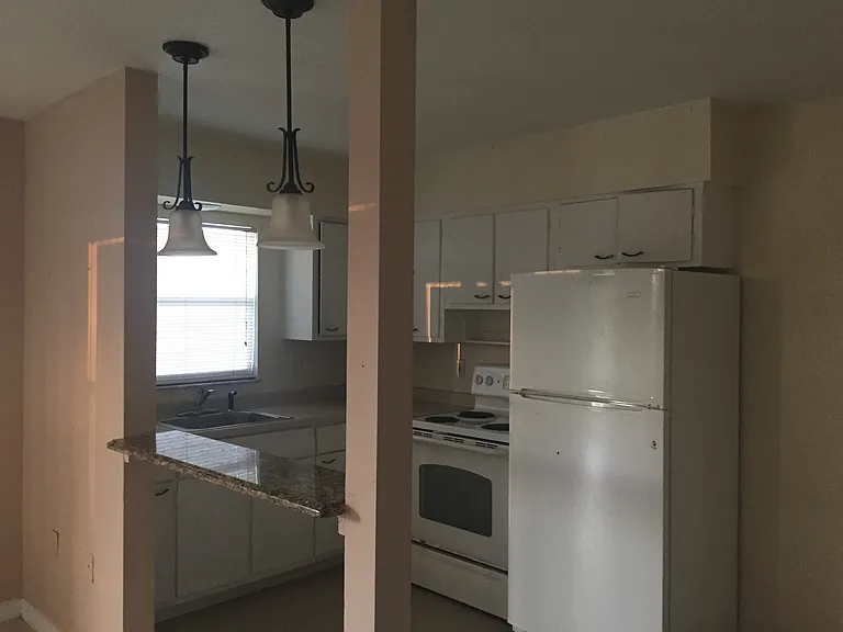 723 Joel Blvd #B — Photo 6