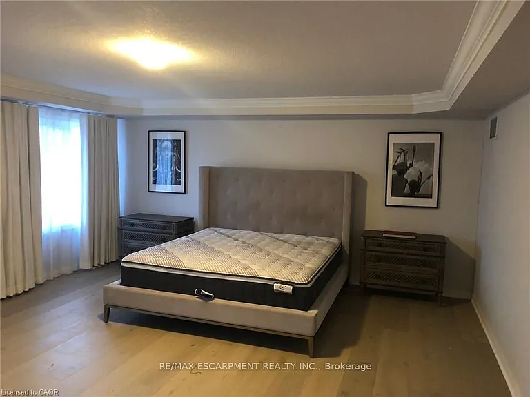 4 Raphael Ct — Photo 26