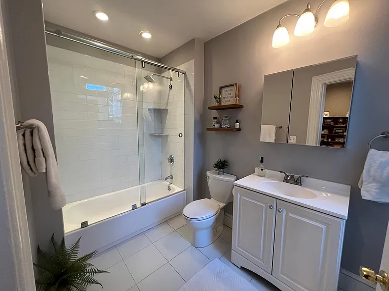 41 Pearl St #1 — Photo 28