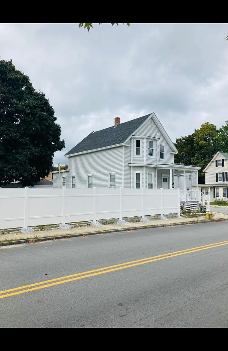 114 Chandler St — Photo 1