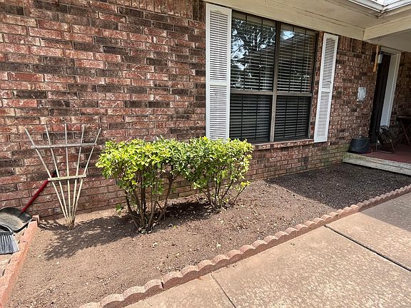 4th image of 721 Resimont Dr