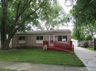 15724 Kerstyn St, Taylor, MI 48180