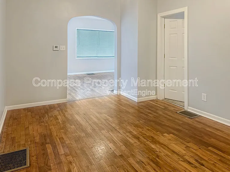 951 Bridge St NW #1 — Photo 3
