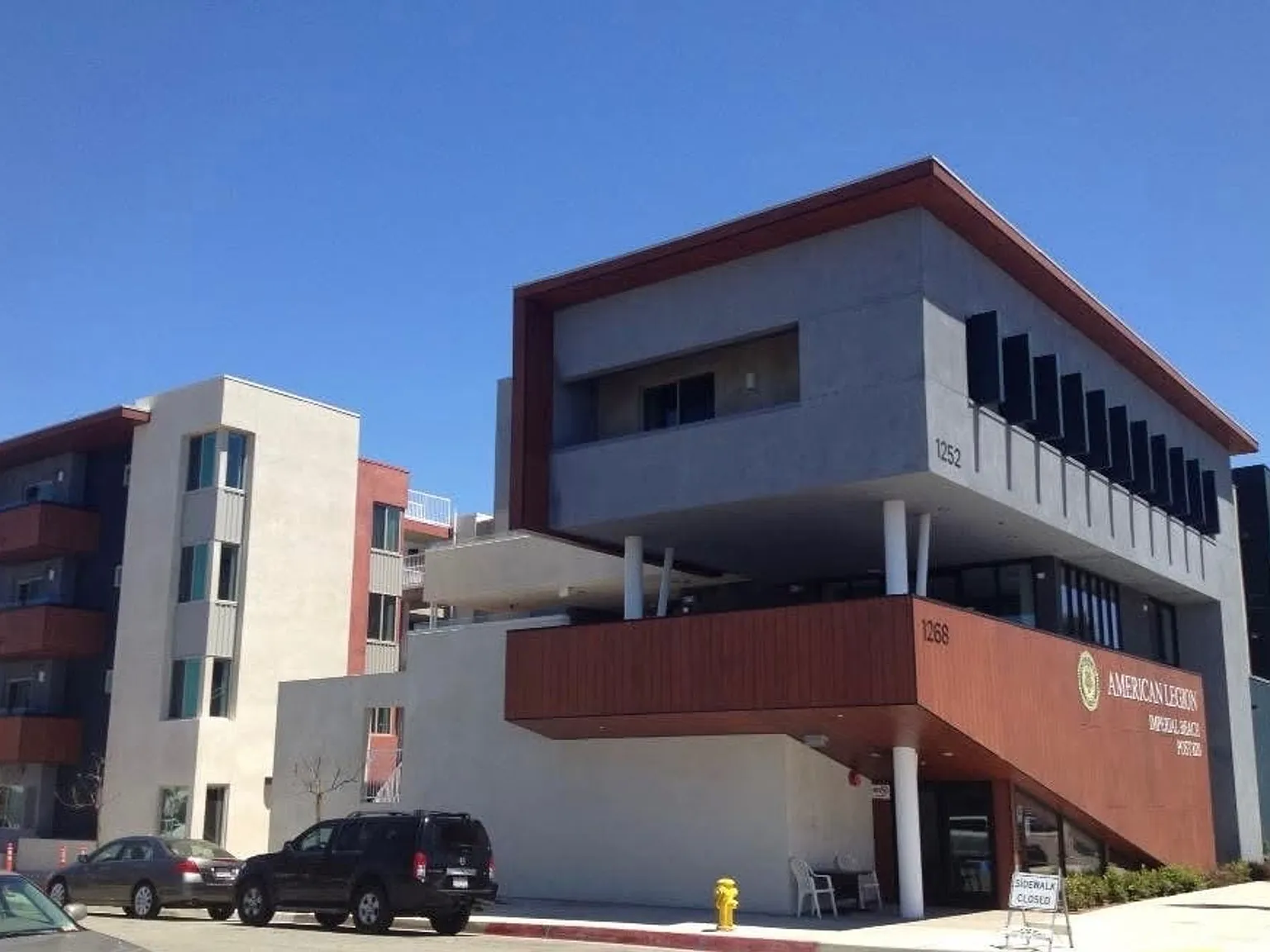 Post Housing — Photo 1