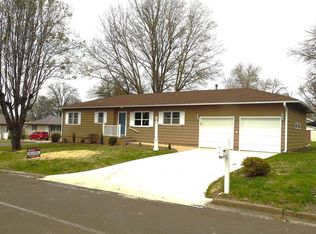 420 McGowan St, Brookfield, MO 64628