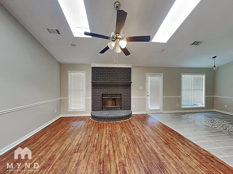 6610 Waders Ridge Dr — Photo 3