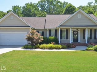 326 Holland Creek Ct, Powder Springs, GA 30127