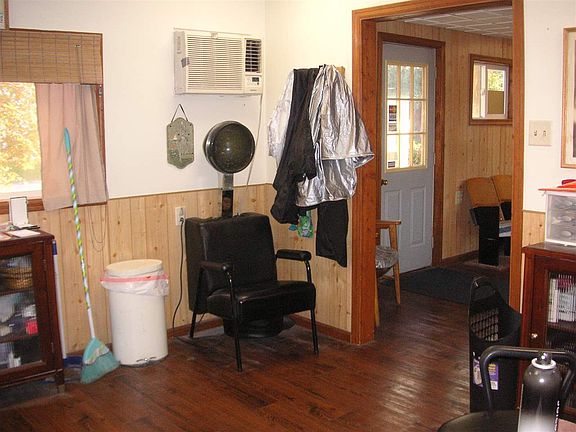 5th image of 2122 N 13th St