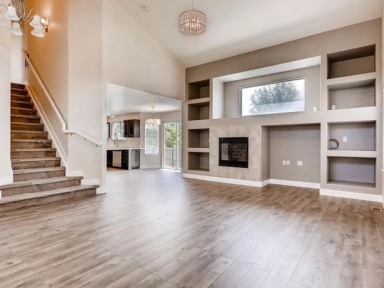 15576 Olmsted Pl — Photo 3