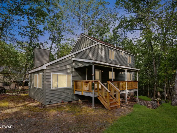 202 Falling Waters Blvd, Lackawaxen, PA 18435