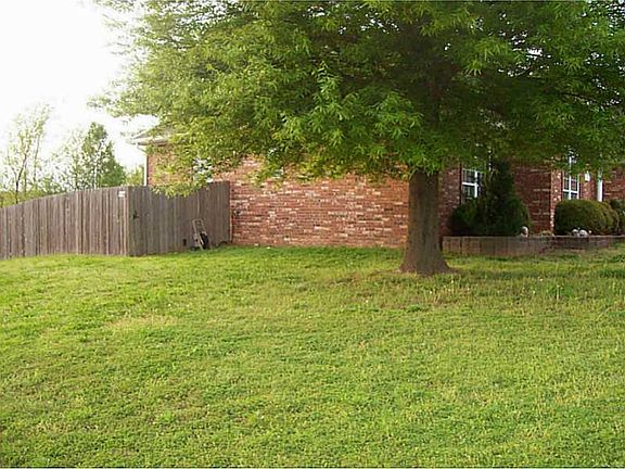 2nd image of 11309 Club House Pkwy #11309