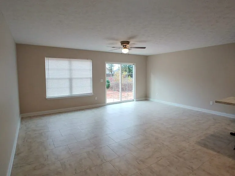 506 Moscato Cir — Photo 2
