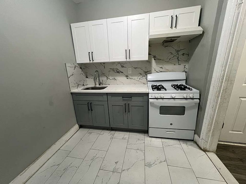 1st image of 408 Leslie St APT 1