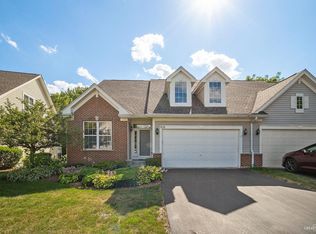 210 Braeburn Cir, Sugar Grove, IL 60554