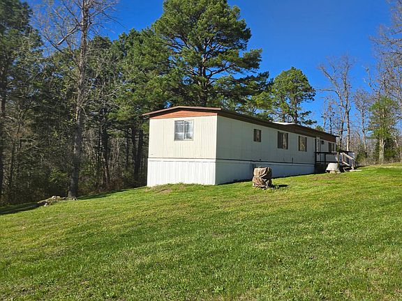 2nd image of 517 Cunningham Rd