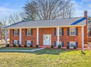 124 Kingston Ave, Kernersville, NC 27284