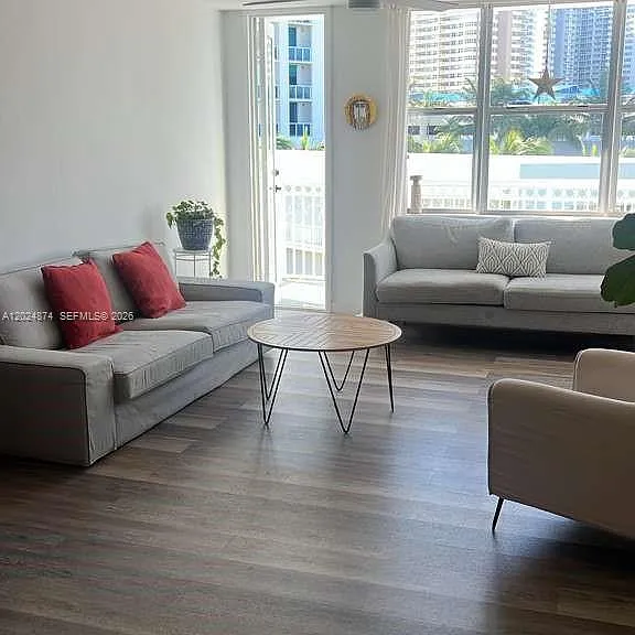 1913 S Ocean Dr #429 — Photo 3