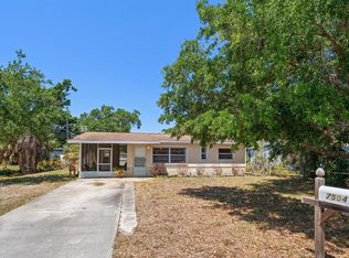 7504 91st St, Seminole, FL 33777