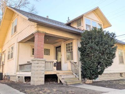 215 E 8th Ave, Emporia, KS, 66801