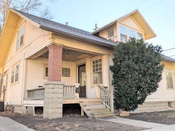 215 E 8th Ave, Emporia, KS 66801