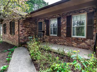 31 Edgewood Dr, Lexington, VA 24450