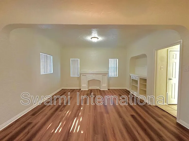 2080 Chestnut Ave — Photo 5