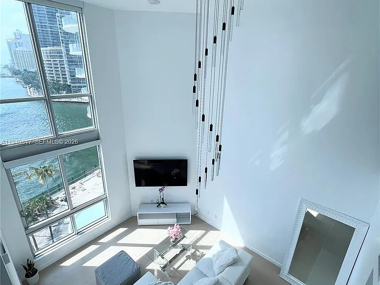 300 S Biscayne Blvd #L-814 — Photo 12