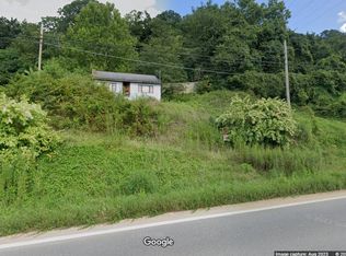 5340 Charleston Rd, Poca, WV 25159