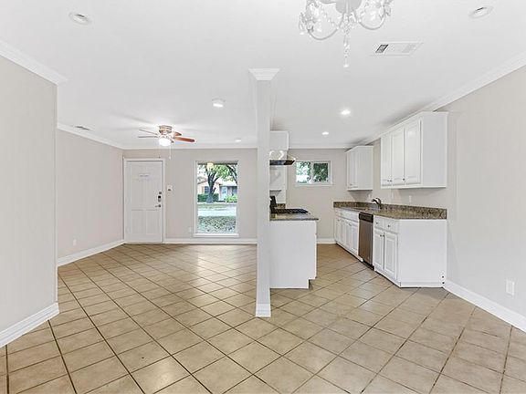 5th image of 1087 Fairmeadows Cir