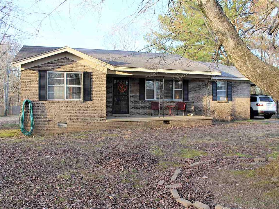 1st image of 195 Ferguson Dr