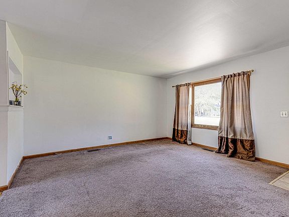 5th image of 36885 N James Dr