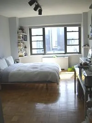 Rented by Corcoran | media 22