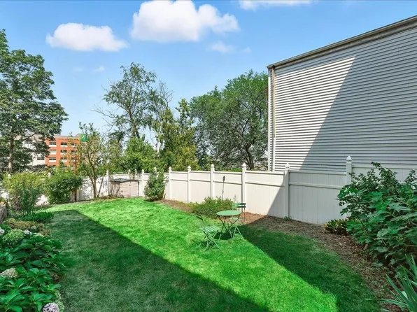 221 Terrace Avenue image 30 of 37