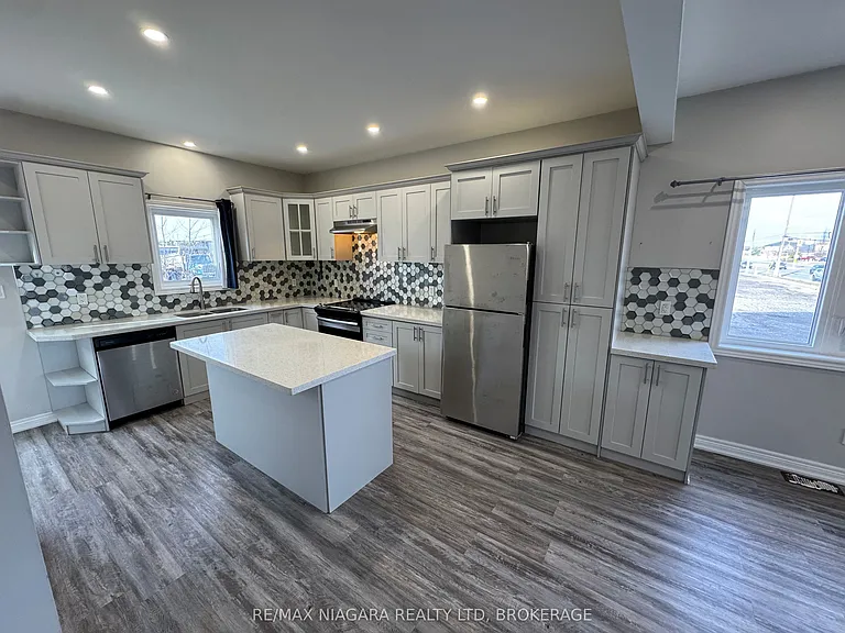 8196 McLeod Rd #1 — Photo 9