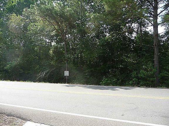 3rd image of 17275 Birmingham Hwy