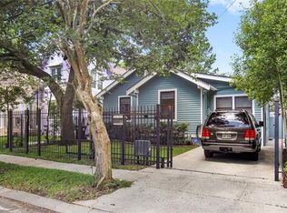 3526 Upperline St, New Orleans, LA 70125
