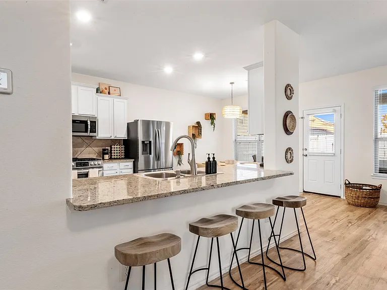 18426 White Stallion Ln — Photo 21