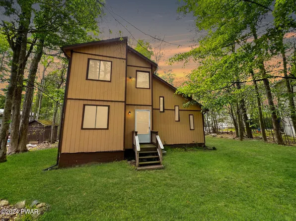 9256 Westwood Dr, Tobyhanna, PA 18466