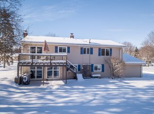 9547 Daleview Dr, South Lyon, MI