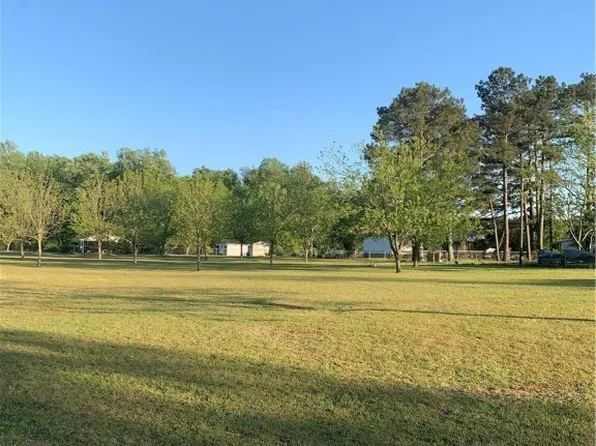 Shaw Mill & Dean Rd, Saint Pauls, NC 28384