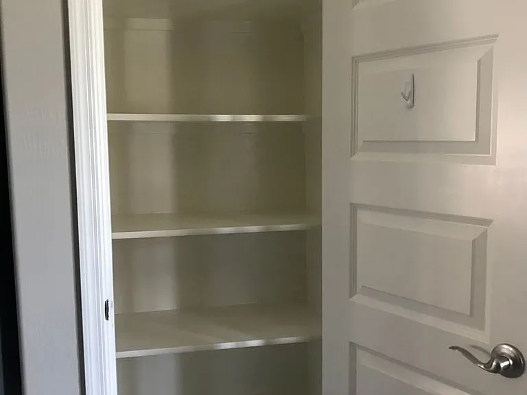 2724 E Bellerive Dr — Photo 17