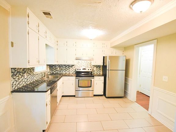 5th image of 1290 Grayland Hills Dr