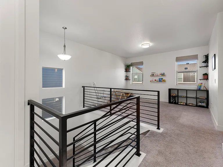 6806 Decatur St — Photo 14
