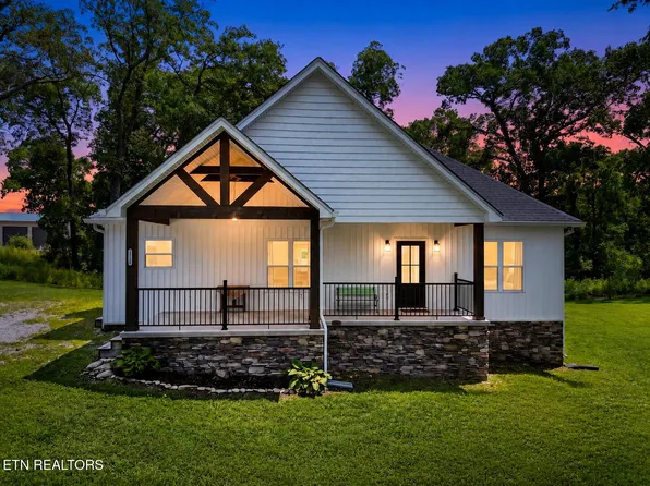 2128 Asbury Rd, Knoxville, TN 37914